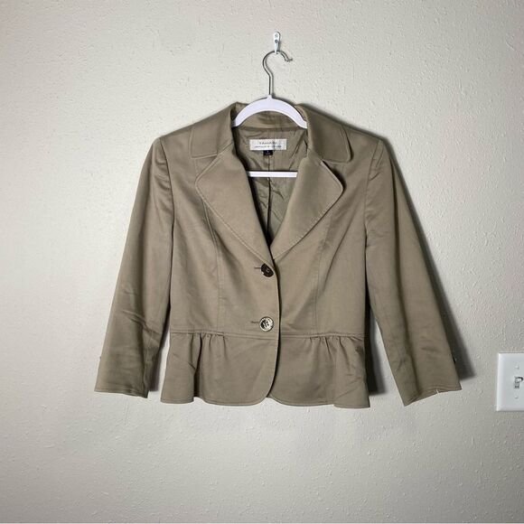 Tahari Arthur S. Levine Beige Peplum Career Blazer Coat Women's Size 6 - Picture 16 of 16